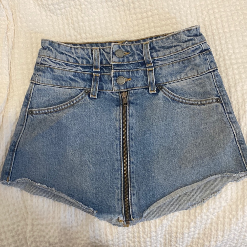 Carmar double waist band zipper mini skirt